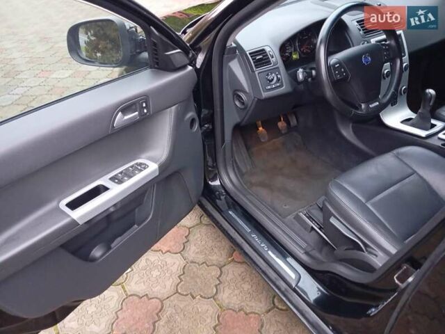 Чорний Вольво V50, об'ємом двигуна 0 л та пробігом 220 тис. км за 7400 $, фото 9 на Automoto.ua