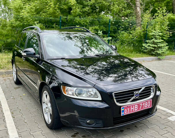 Чорний Вольво V50, об'ємом двигуна 1.6 л та пробігом 201 тис. км за 7300 $, фото 4 на Automoto.ua
