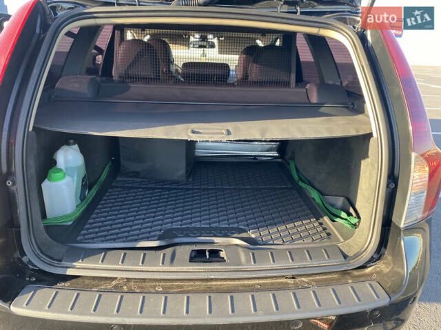 Вольво В50 2010 в Львове на Automoto.ua Черный Вольво В50, объемом двигателя 1.56 л и пробегом 278 тыс. км за 7500 $, фото 10 на Automoto.ua