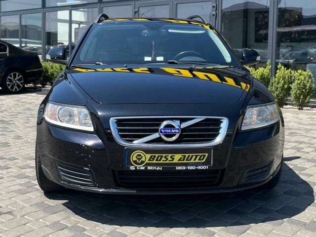 Чорний Вольво V50, об'ємом двигуна 1.6 л та пробігом 214 тис. км за 8300 $, фото 1 на Automoto.ua