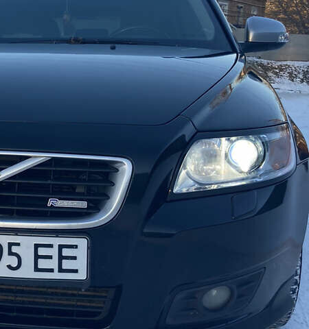 Черный Вольво В50, объемом двигателя 1.56 л и пробегом 203 тыс. км за 7800 $, фото 60 на Automoto.ua