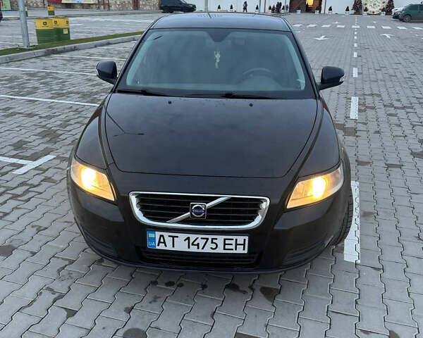 Черный Вольво В50, объемом двигателя 1.56 л и пробегом 285 тыс. км за 6599 $, фото 2 на Automoto.ua