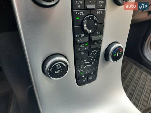 Чорний Вольво V50, об'ємом двигуна 1.6 л та пробігом 261 тис. км за 7770 $, фото 95 на Automoto.ua