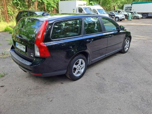 Чорний Вольво V50, об'ємом двигуна 1.6 л та пробігом 215 тис. км за 7500 $, фото 6 на Automoto.ua