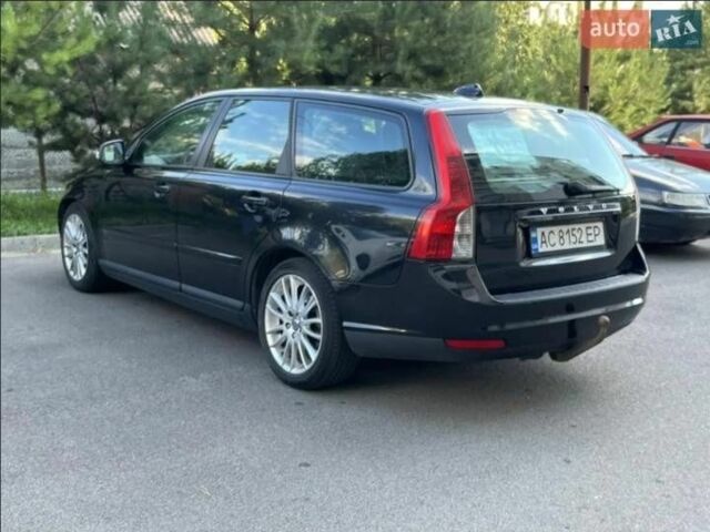 Вольво В50 2010 в Луцке на Automoto.ua Черный Вольво В50, объемом двигателя 1.6 л и пробегом 270 тыс. км за 7100 $, фото 1 на Automoto.ua
