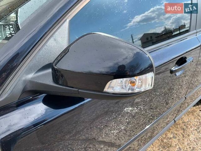 Черный Вольво В50, объемом двигателя 1.6 л и пробегом 262 тыс. км за 7300 $, фото 1 на Automoto.ua