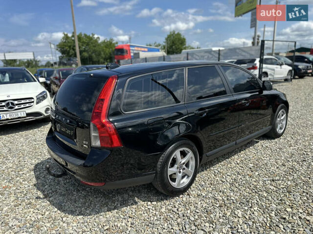 Вольво В50 2010 в Ивано-Франковске на Automoto.ua Черный Вольво В50, объемом двигателя 1.6 л и пробегом 305 тыс. км за 6999 $, фото 12 на Automoto.ua