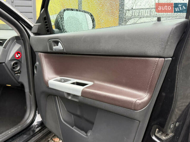 Черный Вольво В50, объемом двигателя 1.6 л и пробегом 263 тыс. км за 6999 $, фото 20 на Automoto.ua