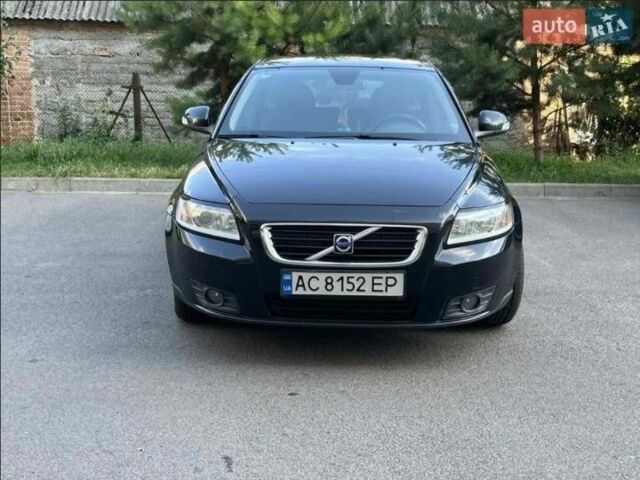 Вольво В50 2010 в Луцке на Automoto.ua Черный Вольво В50, объемом двигателя 1.6 л и пробегом 270 тыс. км за 7100 $, фото 3 на Automoto.ua