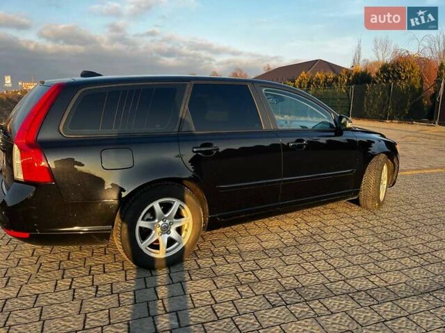 Черный Вольво В50, объемом двигателя 1.6 л и пробегом 252 тыс. км за 6950 $, фото 12 на Automoto.ua