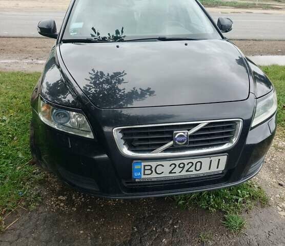Черный Вольво В50, объемом двигателя 1.56 л и пробегом 283 тыс. км за 6700 $, фото 1 на Automoto.ua