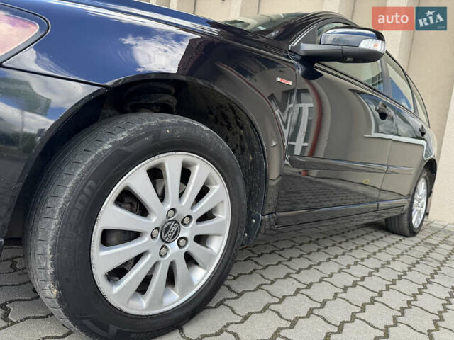 Черный Вольво В50, объемом двигателя 1.6 л и пробегом 223 тыс. км за 7299 $, фото 30 на Automoto.ua