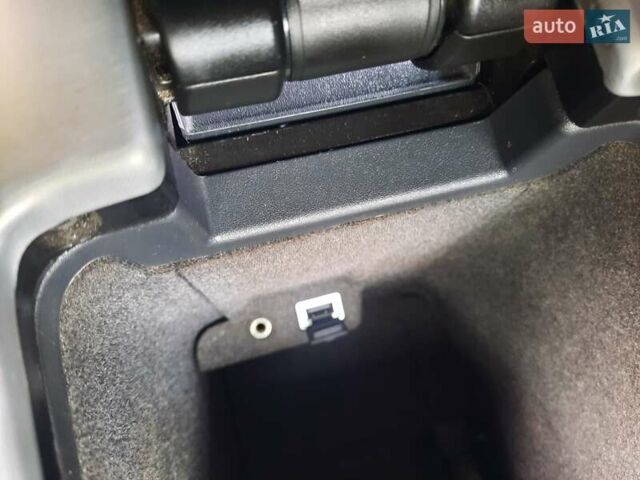 Чорний Вольво V50, об'ємом двигуна 1.6 л та пробігом 261 тис. км за 7770 $, фото 89 на Automoto.ua