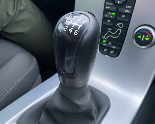 Чорний Вольво V50, об'ємом двигуна 1.6 л та пробігом 252 тис. км за 7950 $, фото 28 на Automoto.ua