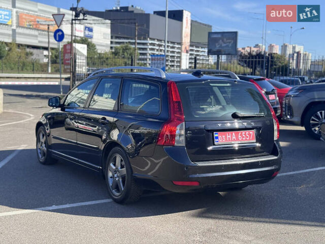 Вольво В50 2010 в Киеве на Automoto.ua Черный Вольво В50, объемом двигателя 1.6 л и пробегом 248 тыс. км за 9200 $, фото 5 на Automoto.ua