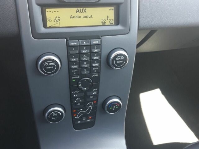 Чорний Вольво V50, об'ємом двигуна 1.6 л та пробігом 258 тис. км за 7800 $, фото 14 на Automoto.ua