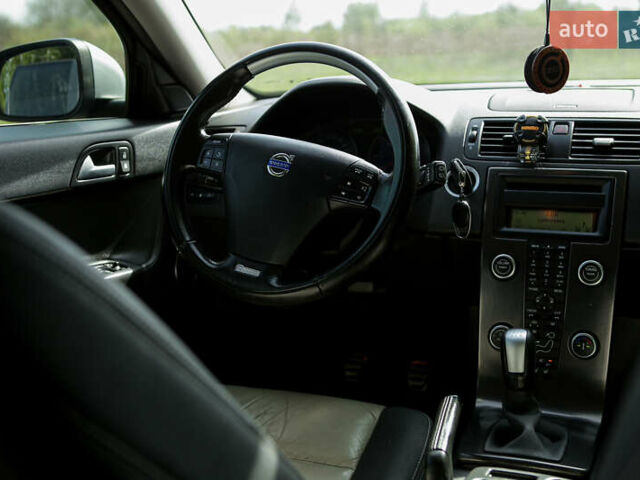 Черный Вольво В50, объемом двигателя 1.56 л и пробегом 203 тыс. км за 7800 $, фото 33 на Automoto.ua