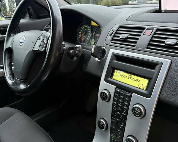 Чорний Вольво V50, об'ємом двигуна 1.6 л та пробігом 233 тис. км за 7799 $, фото 30 на Automoto.ua