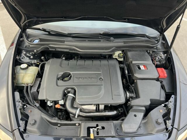 Черный Вольво В50, объемом двигателя 1.6 л и пробегом 204 тыс. км за 7222 $, фото 17 на Automoto.ua