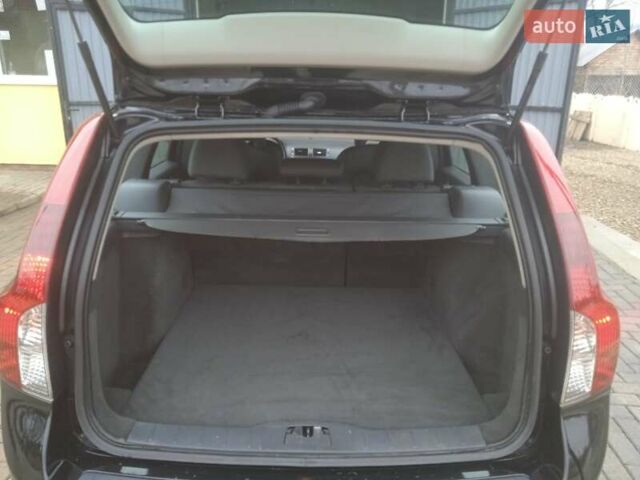 Чорний Вольво V50, об'ємом двигуна 1.56 л та пробігом 262 тис. км за 7799 $, фото 11 на Automoto.ua