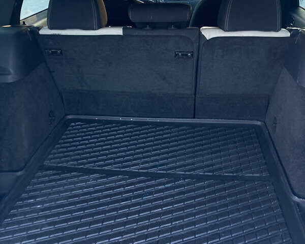 Черный Вольво В50, объемом двигателя 1.56 л и пробегом 203 тыс. км за 7800 $, фото 76 на Automoto.ua