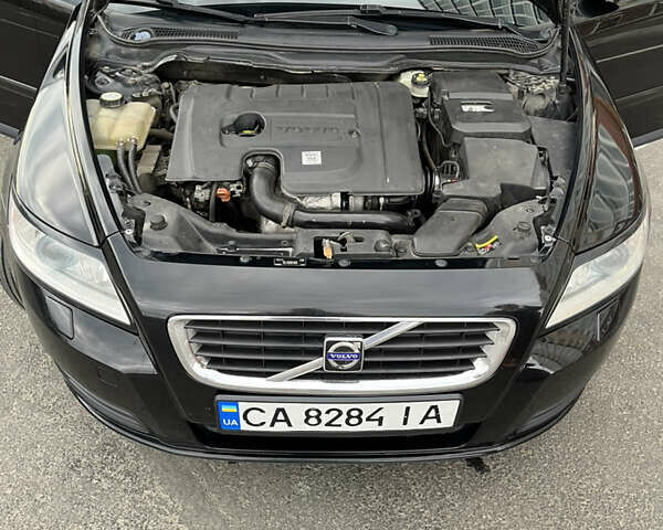 Чорний Вольво V50, об'ємом двигуна 1.56 л та пробігом 324 тис. км за 6500 $, фото 25 на Automoto.ua