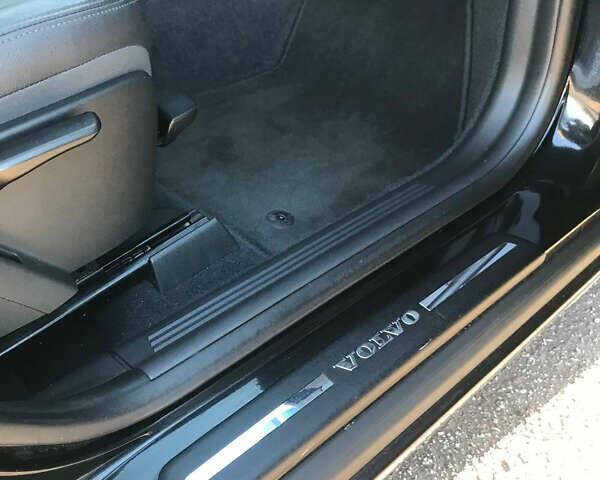 Черный Вольво В50, объемом двигателя 2 л и пробегом 269 тыс. км за 10350 $, фото 14 на Automoto.ua