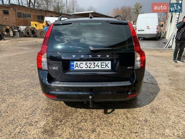 Черный Вольво В50, объемом двигателя 1.6 л и пробегом 262 тыс. км за 7300 $, фото 10 на Automoto.ua