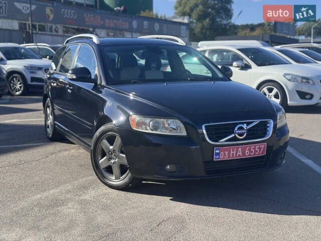 Вольво В50 2010 в Киеве на Automoto.ua Черный Вольво В50, объемом двигателя 1.6 л и пробегом 248 тыс. км за 9200 $, фото 10 на Automoto.ua