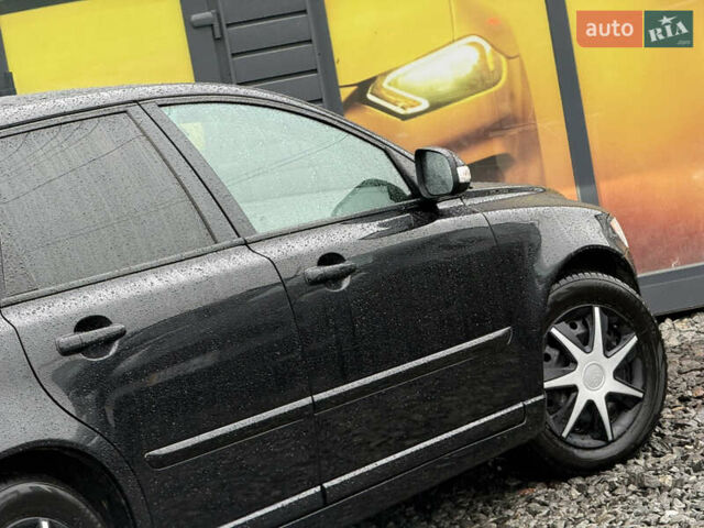 Черный Вольво В50, объемом двигателя 1.6 л и пробегом 263 тыс. км за 6999 $, фото 14 на Automoto.ua