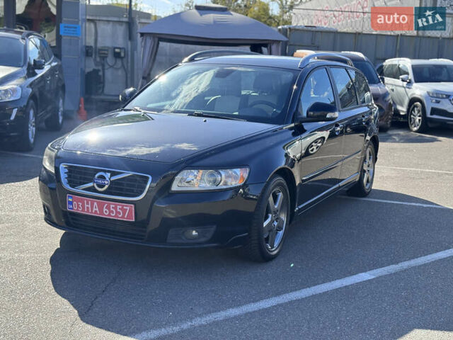 Вольво В50 2010 в Киеве на Automoto.ua Черный Вольво В50, объемом двигателя 1.6 л и пробегом 248 тыс. км за 9200 $, фото 7 на Automoto.ua
