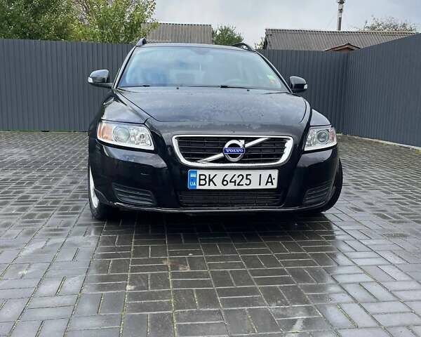 Чорний Вольво V50, об'ємом двигуна 1.56 л та пробігом 238 тис. км за 7700 $, фото 5 на Automoto.ua