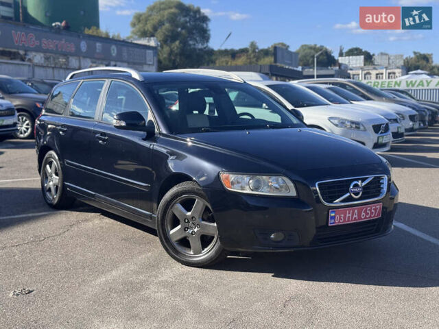 Вольво В50 2010 в Киеве на Automoto.ua Черный Вольво В50, объемом двигателя 1.6 л и пробегом 248 тыс. км за 9200 $, фото 11 на Automoto.ua