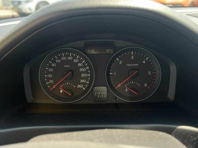 Чорний Вольво V50, об'ємом двигуна 1.6 л та пробігом 214 тис. км за 8300 $, фото 21 на Automoto.ua