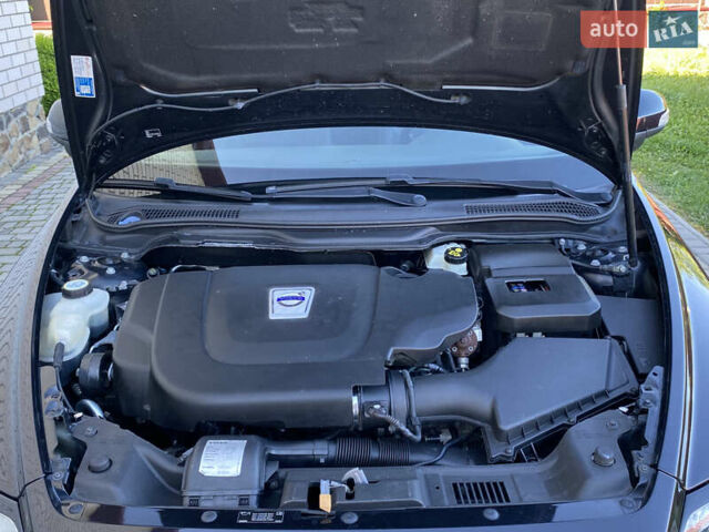 Чорний Вольво V50, об'ємом двигуна 2 л та пробігом 279 тис. км за 9400 $, фото 70 на Automoto.ua