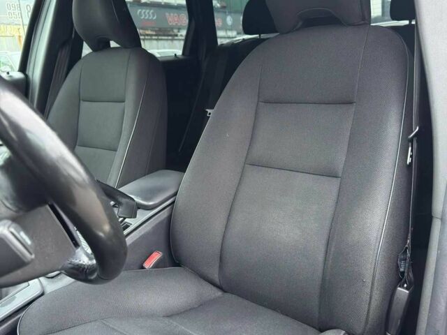 Черный Вольво В50, объемом двигателя 1.6 л и пробегом 266 тыс. км за 8900 $, фото 18 на Automoto.ua