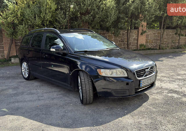 Черный Вольво В50, объемом двигателя 1.56 л и пробегом 264 тыс. км за 6600 $, фото 3 на Automoto.ua
