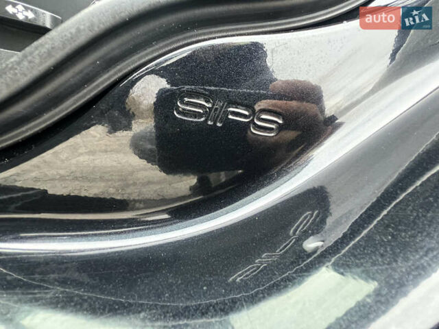 Чорний Вольво V50, об'ємом двигуна 2 л та пробігом 268 тис. км за 10250 $, фото 36 на Automoto.ua