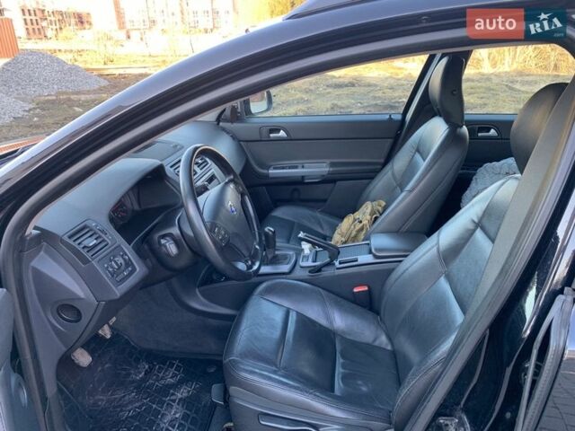 Чорний Вольво V50, об'ємом двигуна 1.56 л та пробігом 266 тис. км за 6800 $, фото 10 на Automoto.ua