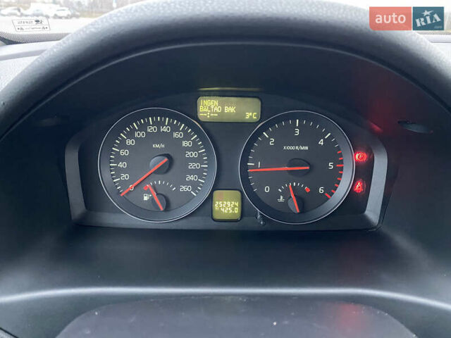 Чорний Вольво V50, об'ємом двигуна 1.6 л та пробігом 252 тис. км за 7950 $, фото 27 на Automoto.ua