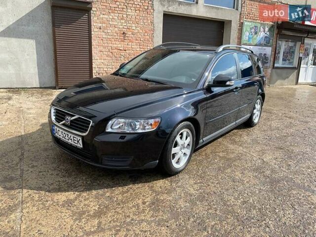 Черный Вольво В50, объемом двигателя 1.6 л и пробегом 262 тыс. км за 7300 $, фото 16 на Automoto.ua
