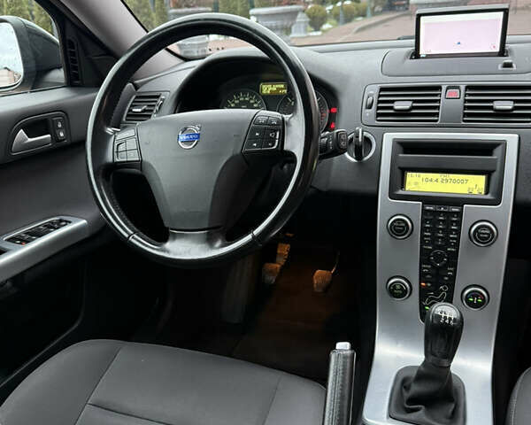 Чорний Вольво V50, об'ємом двигуна 1.6 л та пробігом 233 тис. км за 7799 $, фото 36 на Automoto.ua