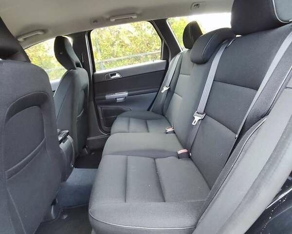 Чорний Вольво V50, об'ємом двигуна 1.6 л та пробігом 236 тис. км за 8200 $, фото 35 на Automoto.ua