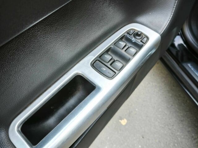 Черный Вольво В50, объемом двигателя 2 л и пробегом 209 тыс. км за 7200 $, фото 15 на Automoto.ua