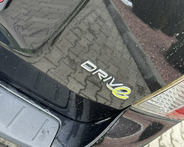 Черный Вольво В50, объемом двигателя 1.6 л и пробегом 219 тыс. км за 8300 $, фото 16 на Automoto.ua