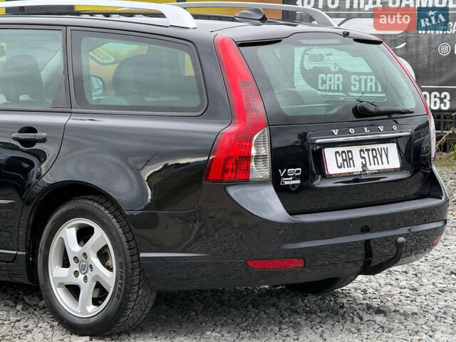 Вольво В50 2011 в Стрые на Automoto.ua Черный Вольво В50, объемом двигателя 1.6 л и пробегом 230 тыс. км за 8250 $, фото 25 на Automoto.ua
