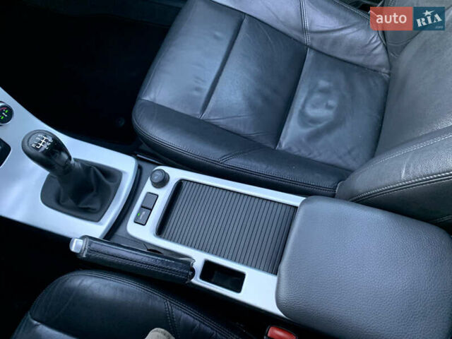 Черный Вольво В50, объемом двигателя 1.6 л и пробегом 252 тыс. км за 8200 $, фото 45 на Automoto.ua