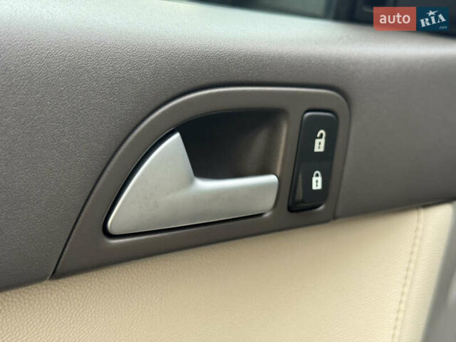 Чорний Вольво V50, об'ємом двигуна 1.6 л та пробігом 214 тис. км за 8999 $, фото 37 на Automoto.ua