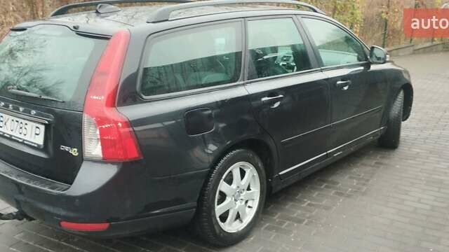 Черный Вольво В50, объемом двигателя 1.56 л и пробегом 260 тыс. км за 6900 $, фото 3 на Automoto.ua