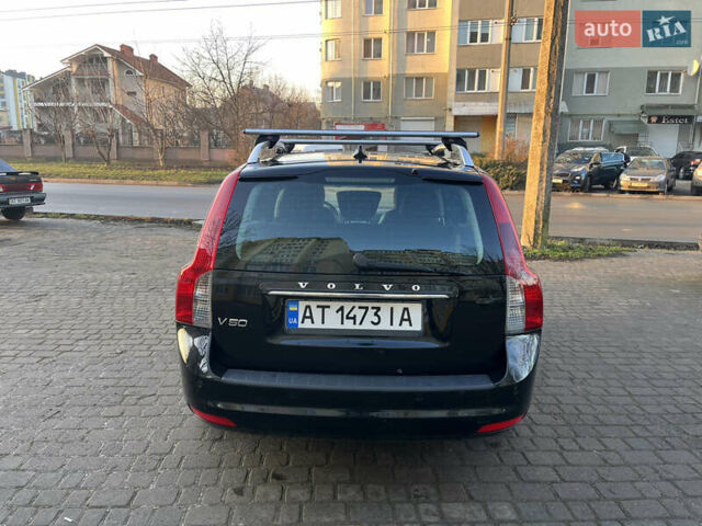 Черный Вольво В50, объемом двигателя 1.56 л и пробегом 210 тыс. км за 8500 $, фото 6 на Automoto.ua
